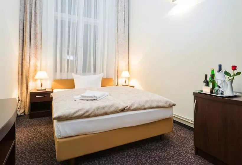 Upper Room Hotel Kurfürstendamm