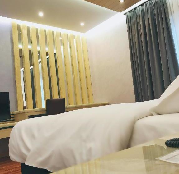 فندق White Dream