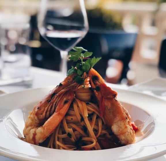 فندق White Dream