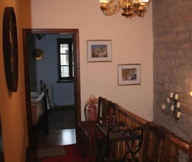 Pensionat Nikolas Guesthouse