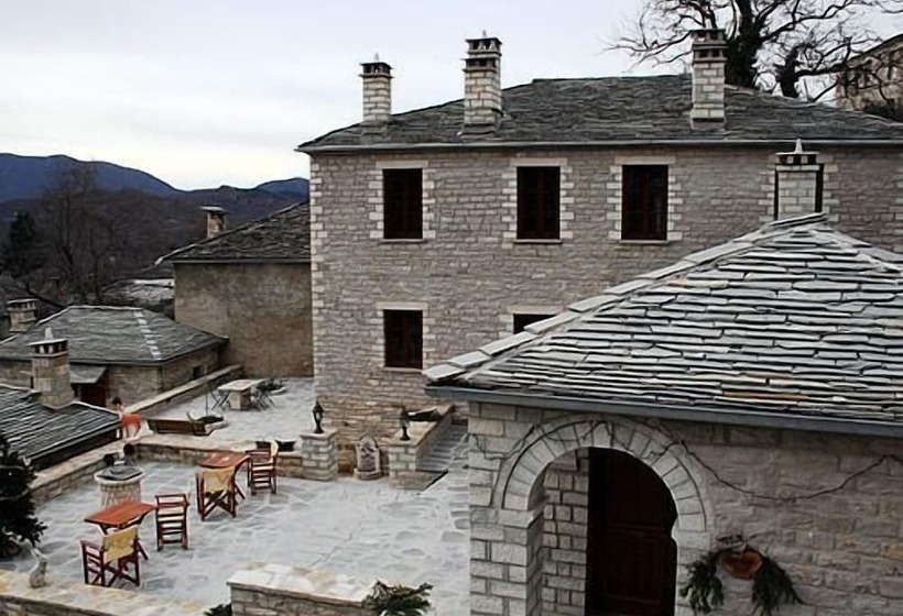 Pensionat Nikolas Guesthouse