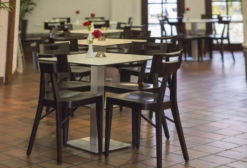 Beverly Hills Suites Excel Hotels & Resorts