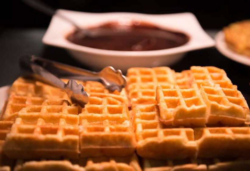 Beverly Hills Suites   Excel Hotels & Resorts