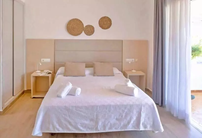 Roquetes Bungalows   Formentera Break