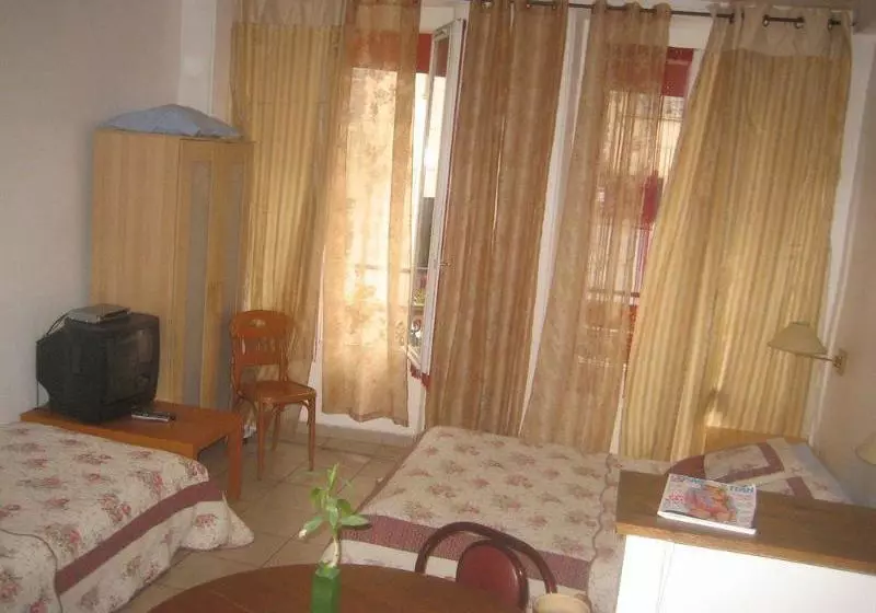 Appart'hôtel Karraz