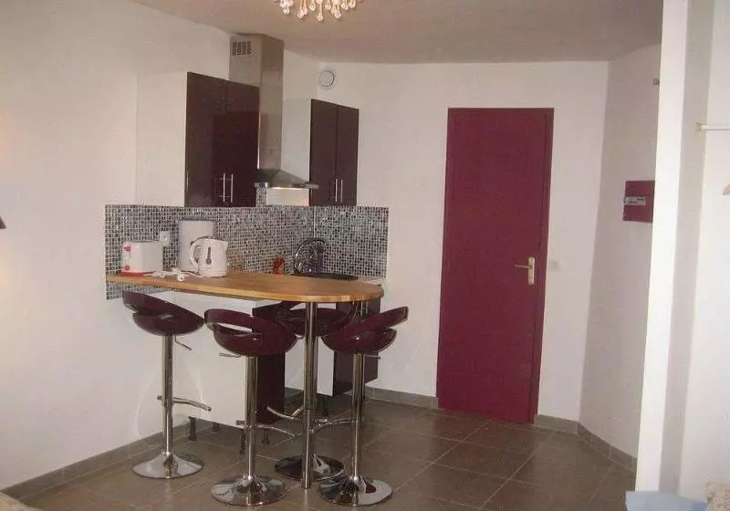 Appart'hôtel Karraz