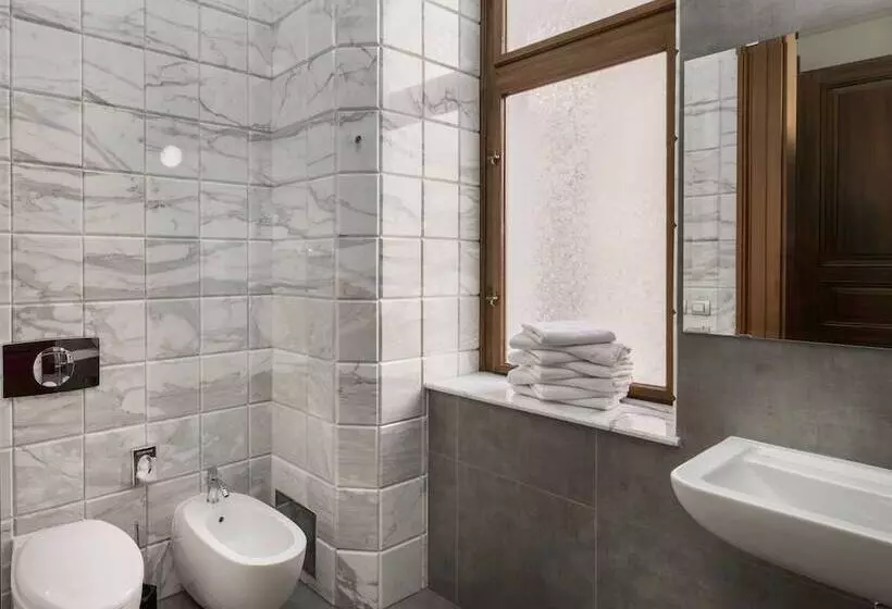 Art House Apartments By Adrez Living
