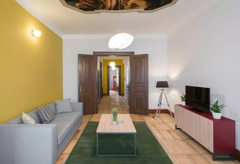 Art House Apartments By Adrez Living