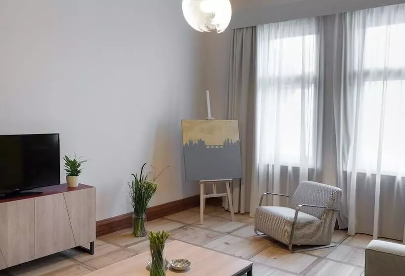 Art House Apartments By Adrez Living