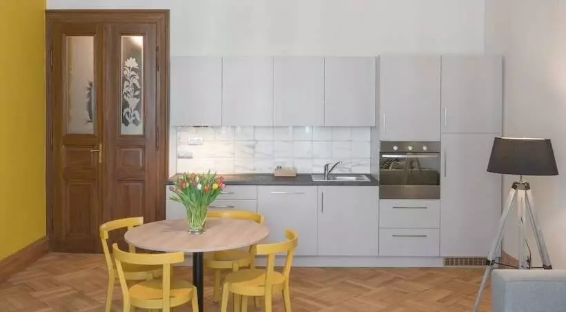 Art House Apartments By Adrez Living