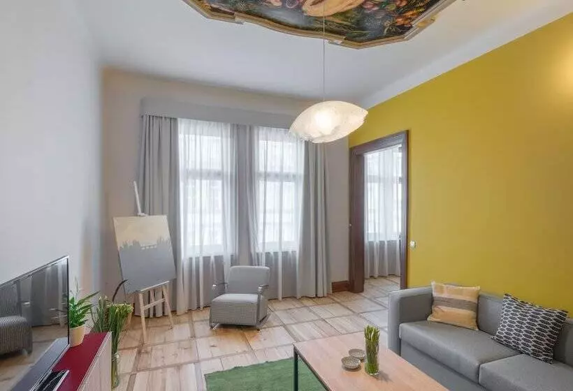 Art House Apartments By Adrez Living