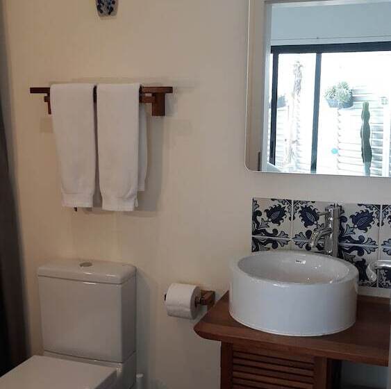 تختخواب و صبحانه Calcada Guesthouse