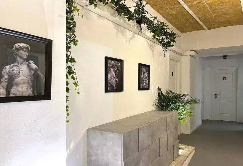 Bed and Breakfast Domus Avi Guest House