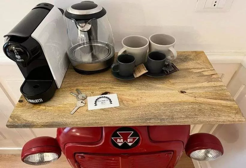 Bed and Breakfast Domus Avi Guest House