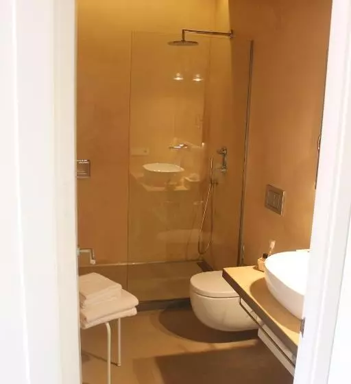 تختخواب و صبحانه Hostalet De Begur Adults Only