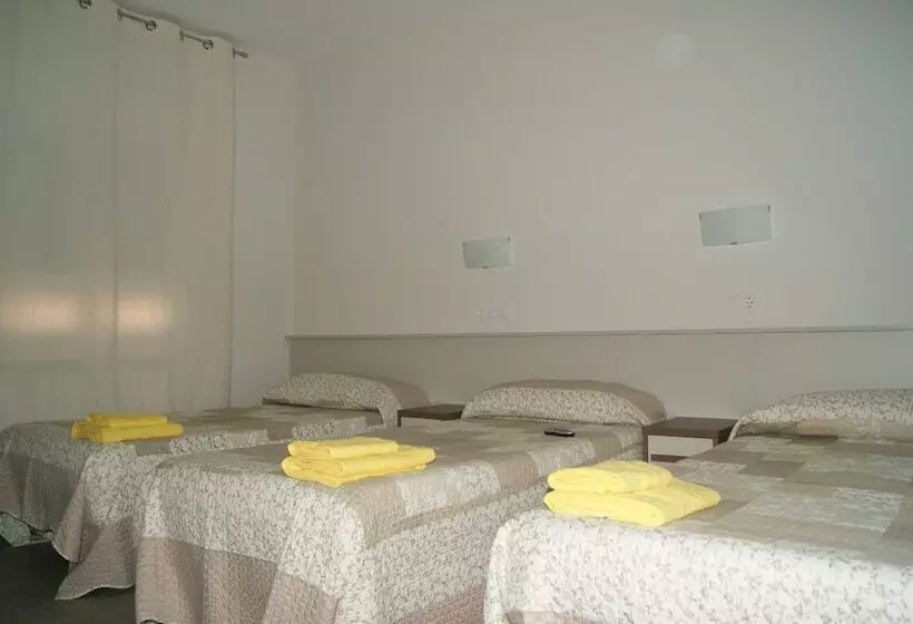 Hostelli Pension Calfred Ii