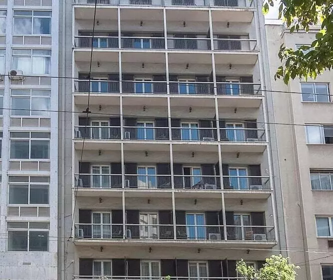 בית מלון כפרי Ares Athens