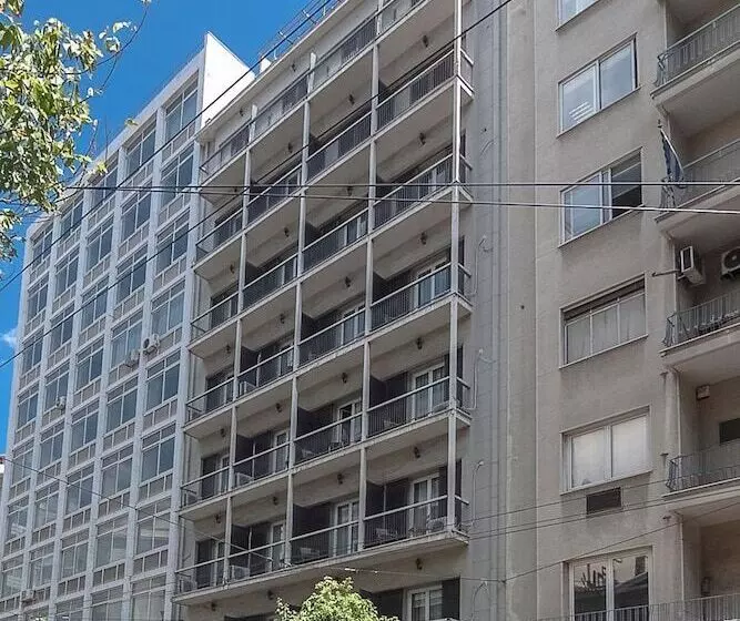 בית מלון כפרי Ares Athens