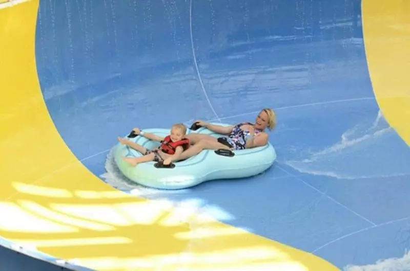 فندق Big Splash Adventure Indoor Water Park & Resort