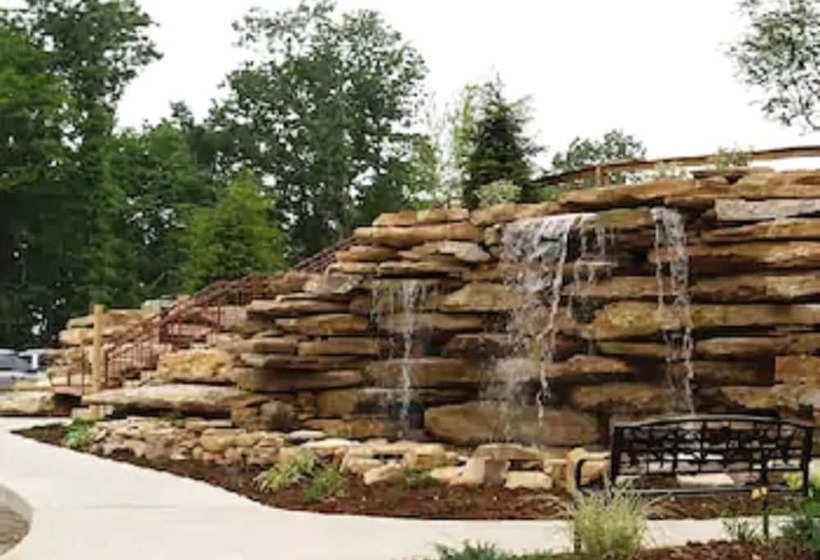 호텔 Big Splash Adventure Indoor Water Park & Resort