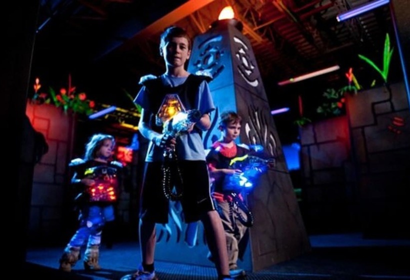 호텔 Big Splash Adventure Indoor Water Park & Resort