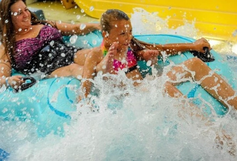 호텔 Big Splash Adventure Indoor Water Park & Resort