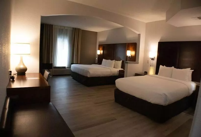 ホテル Comfort Suites Salisbury I85