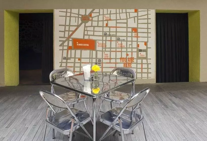 Отель Downtown Beds