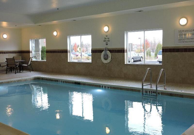 בית מלון כפרי Holiday Inn Express And Suites Montgomery, An Ihg