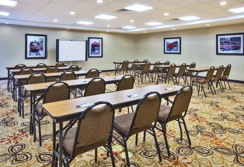 호텔 Holiday Inn Express & Suites Washington Meadow Lands, An Ihg