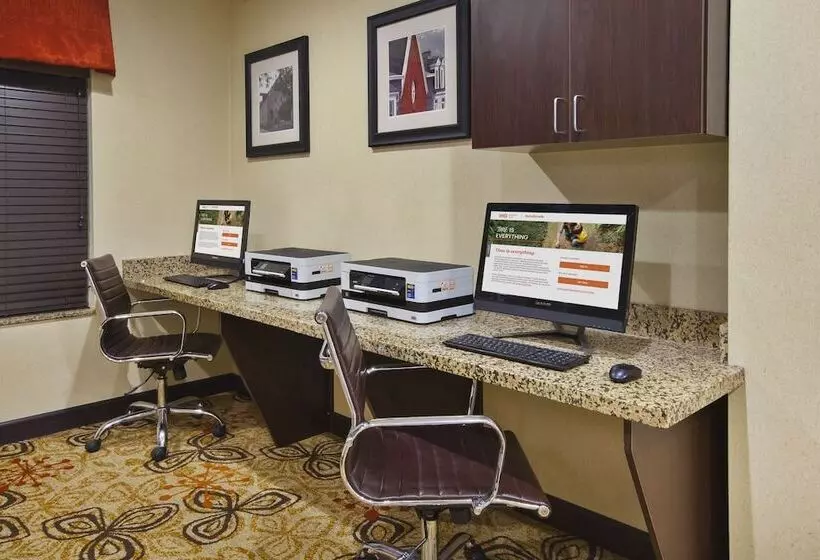 호텔 Holiday Inn Express & Suites Washington Meadow Lands, An Ihg