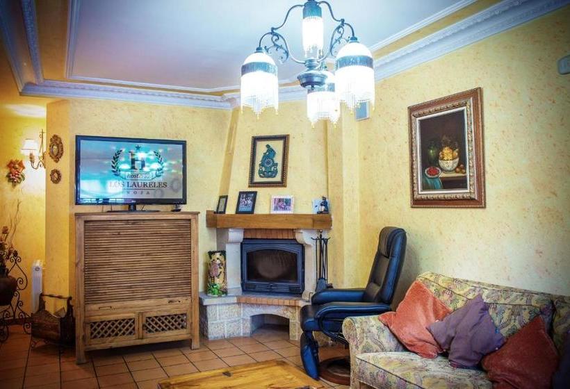 فندق Hosteria Los Laureles