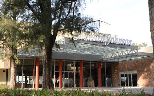 Hotel Howard Johnson Plaza Resort