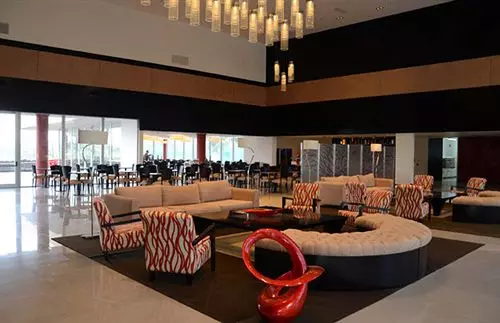 ホテル Howard Johnson Plaza Resort