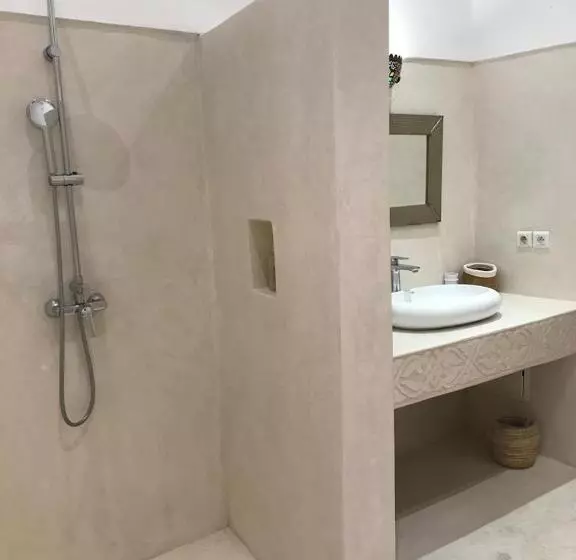 هتل Riad Dar Asam