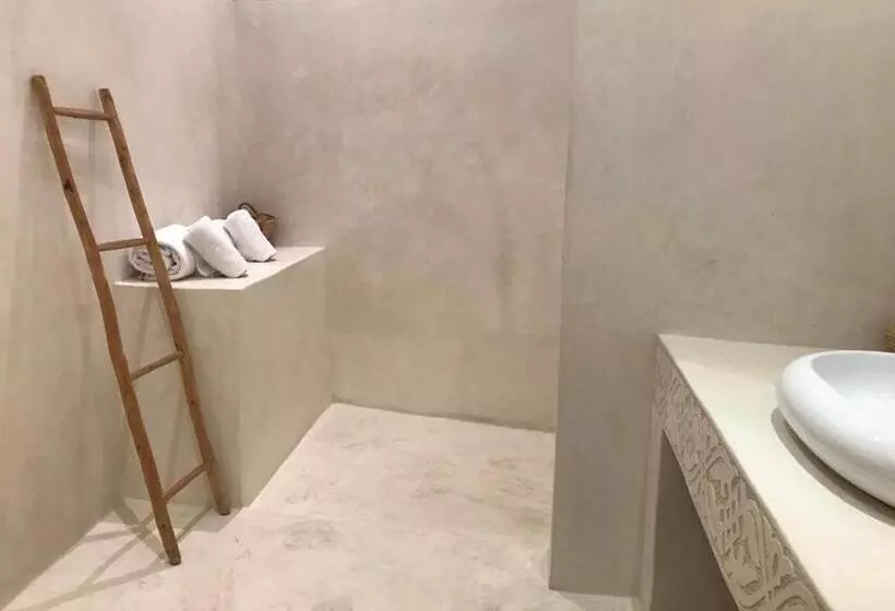 هتل Riad Dar Asam