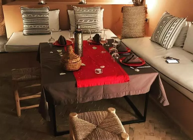 هتل Riad Dar Asam