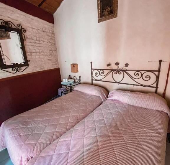 مسافرخانه Pension Vergara , Sevilla