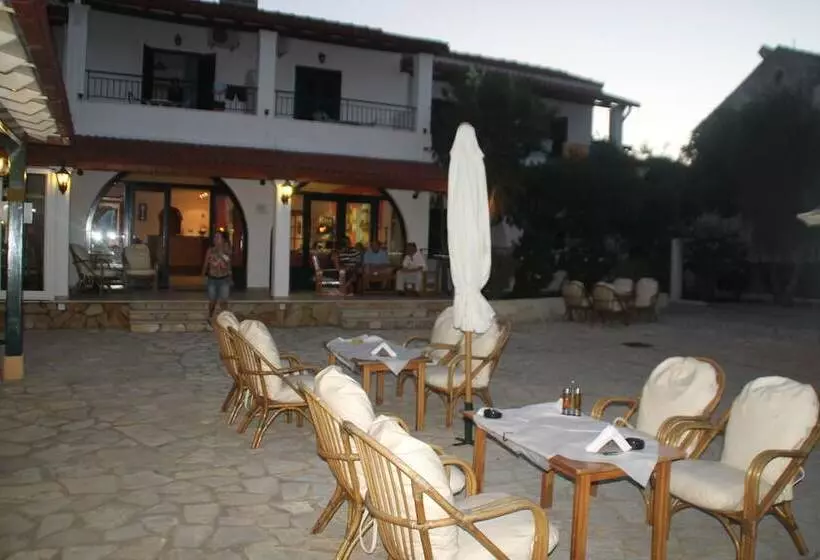 酒店 Akti Panela Beach