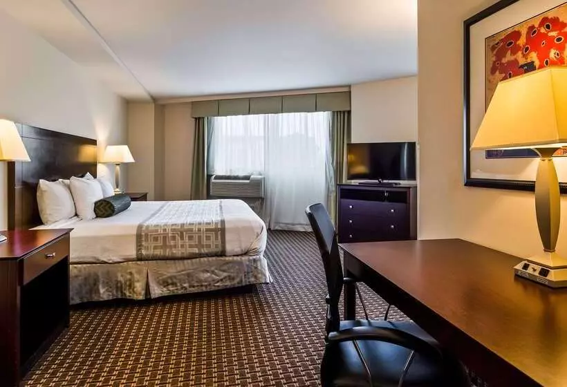 هتل Best Western Plus Philadelphia Airport South At Widener University