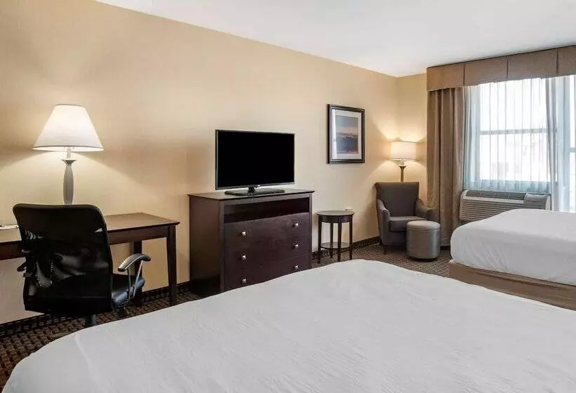 هتل Best Western Plus Philadelphia Airport South At Widener University