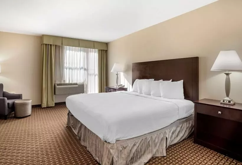 هتل Best Western Plus Philadelphia Airport South At Widener University