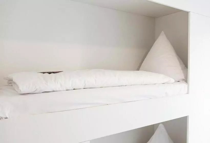 هتل Bnb Near Brandenburg Gate Rooms & Apartments