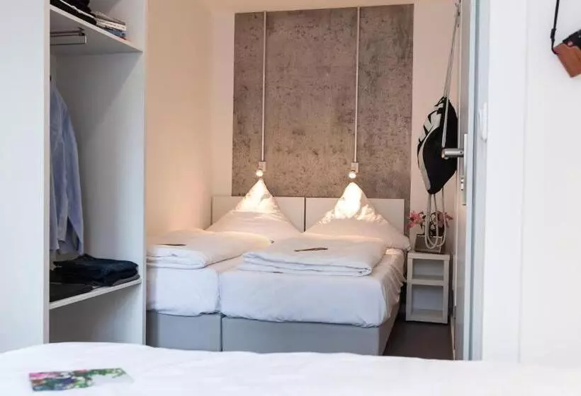هتل Bnb Near Brandenburg Gate Rooms & Apartments