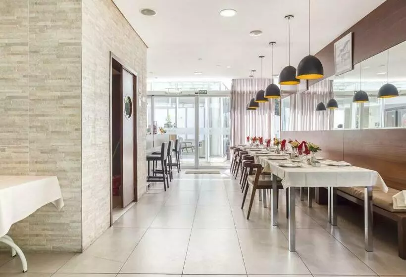 בית מלון כפרי Cha Pampulha Design