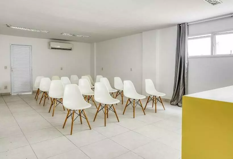 בית מלון כפרי Cha Pampulha Design