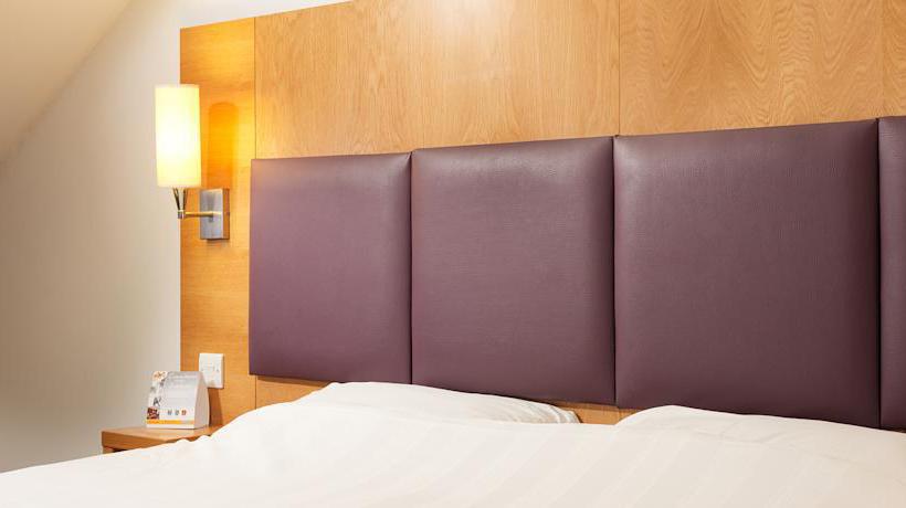 فندق V Lodge Manchester