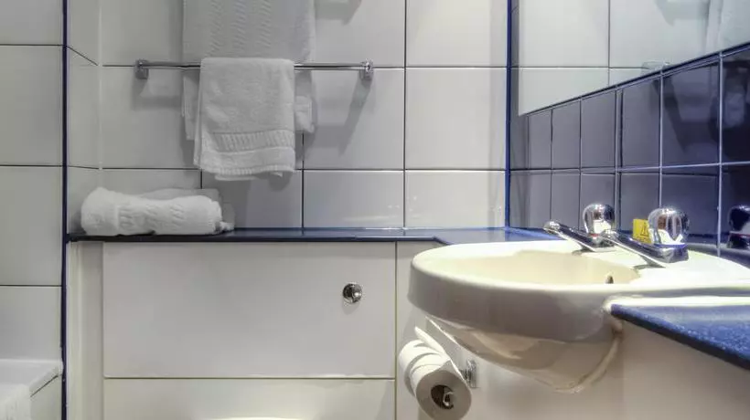 בית מלון כפרי V Lodge Manchester