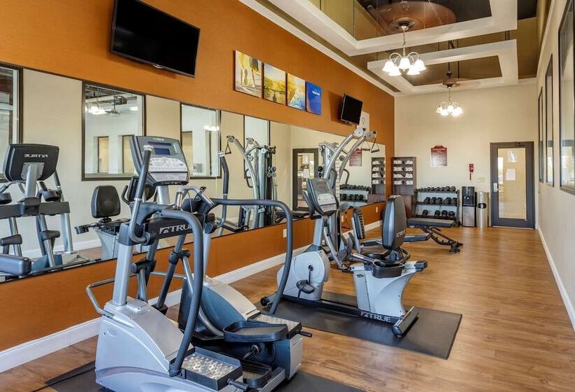 בית מלון כפרי Comfort Suites Batesville