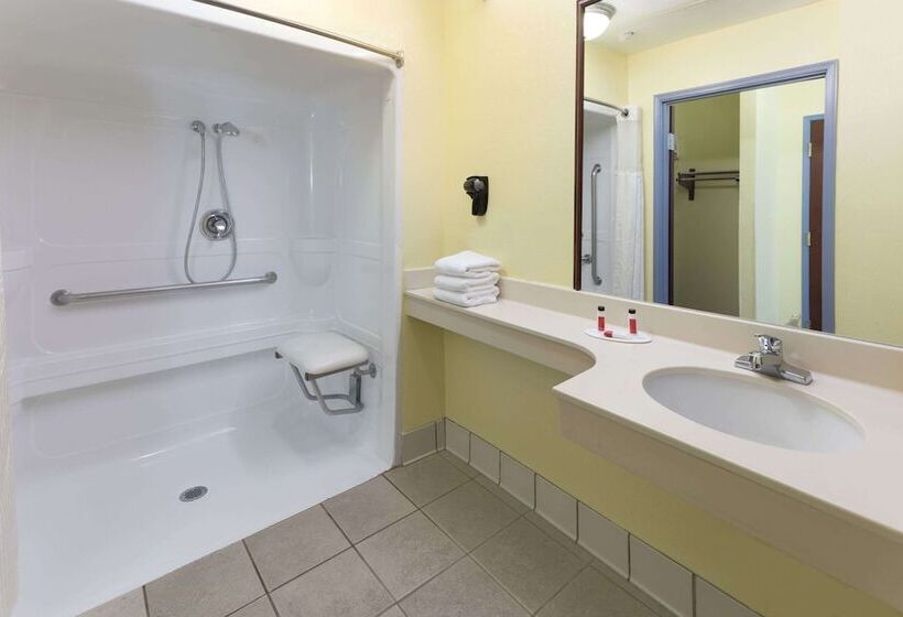 Hotell Days Inn & Suites By Wyndham Union City